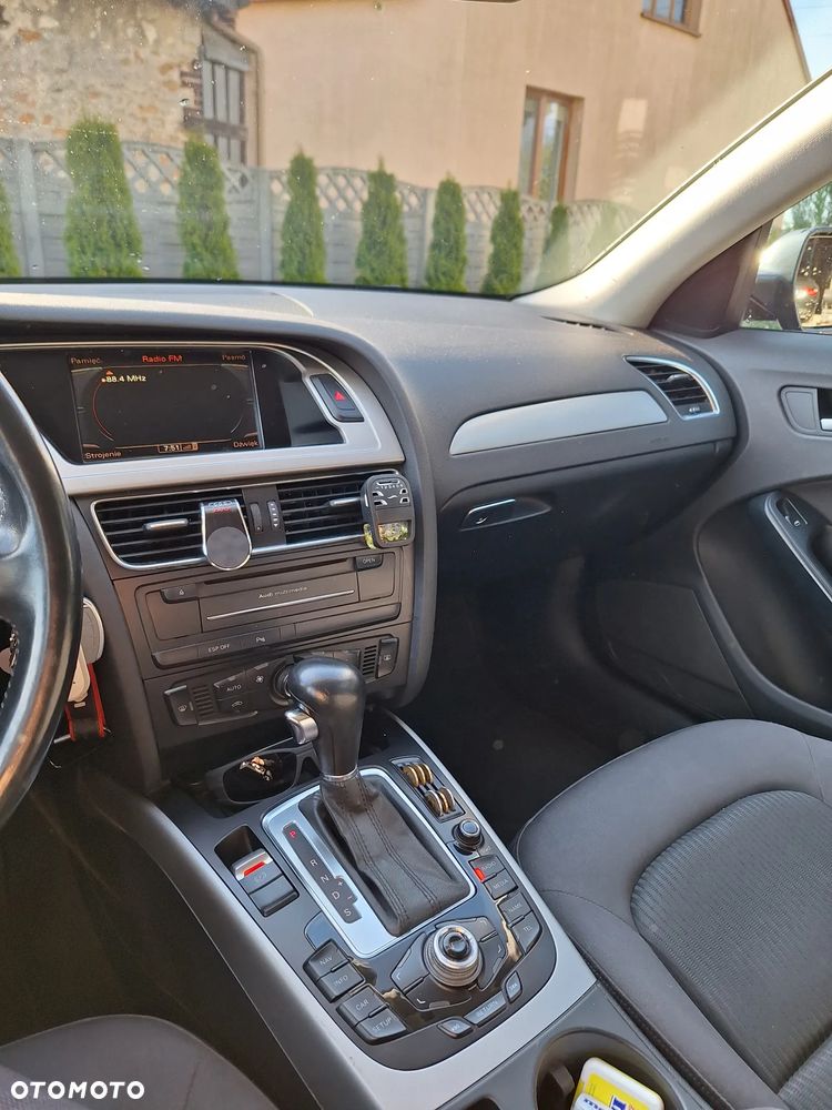 Audi A4 Avant 2.0 TDI Multitronic - 5