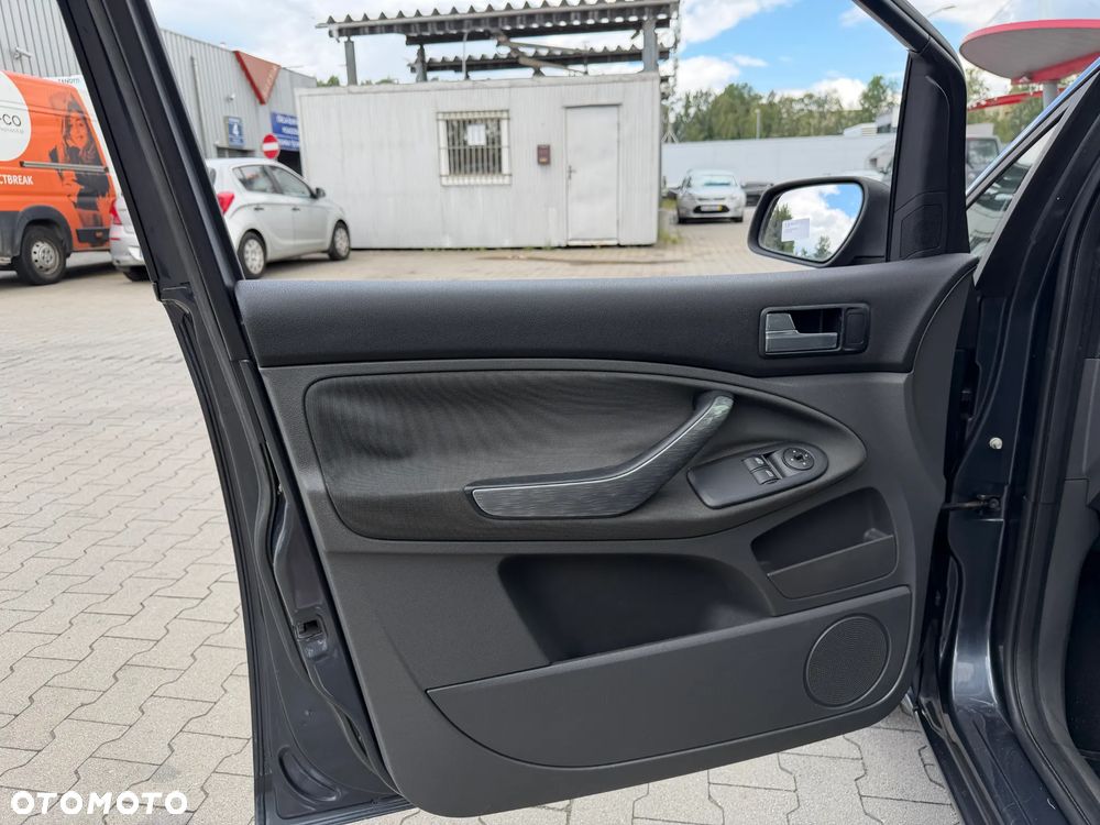 Ford Focus C-Max - 19