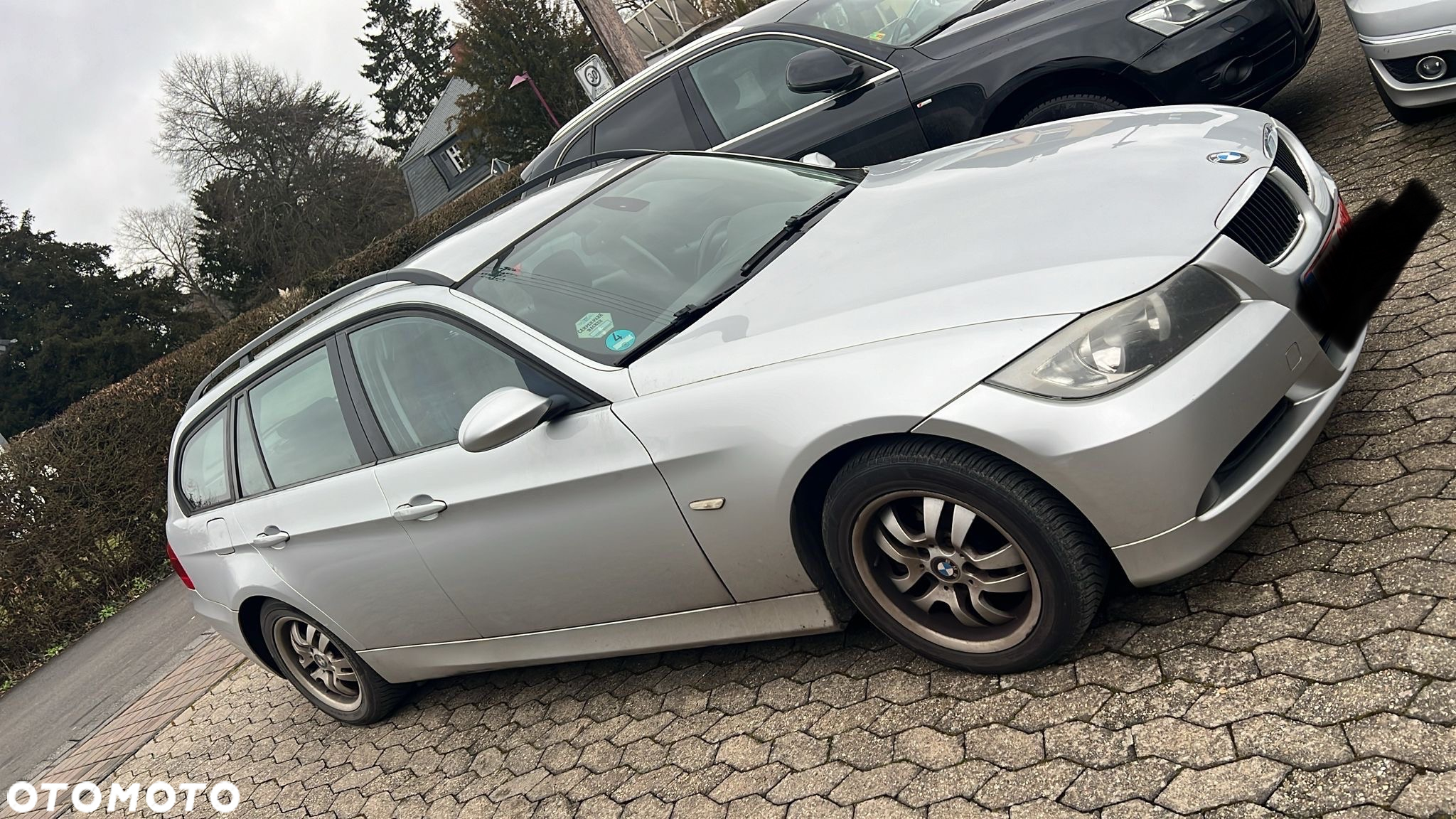 BMW Seria 3 320i Touring - 2