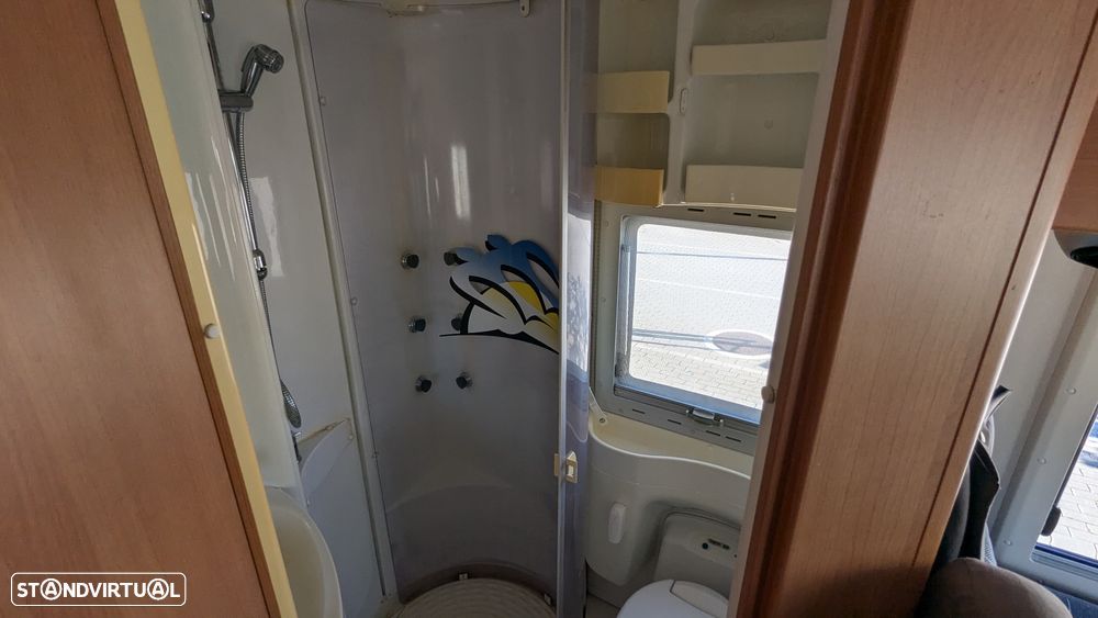 Knaus Sun Liner Com GPL e 2 Camas de casal - 15