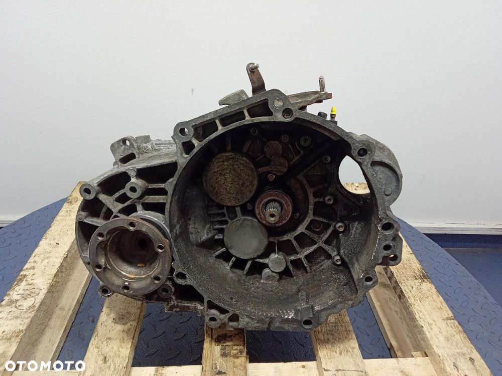 VW TOURAN I 03- 2.0 TDI 140KM SKRZYNIA BIEGÓW MANUALNA KXD MT 6 - 1