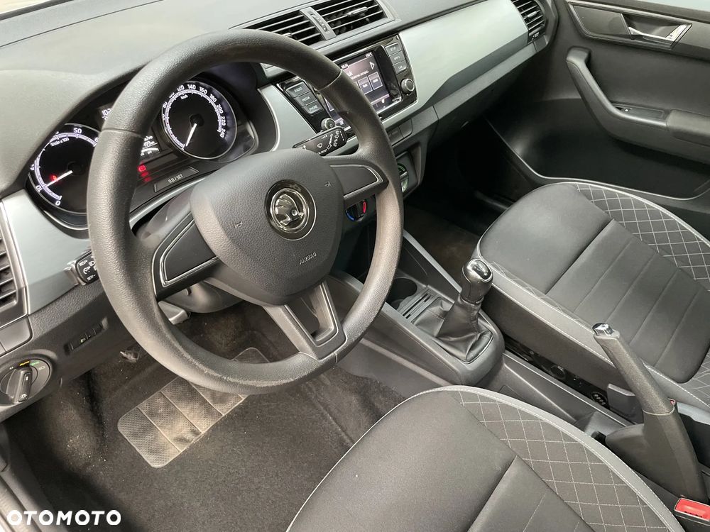 Skoda Fabia 1.0 TSI Ambition - 9