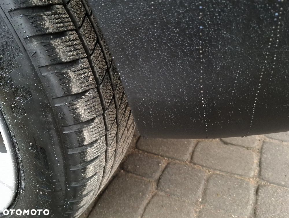 Hyundai ix35 1.7 CRDi 2WD blue Finale Gold - 16