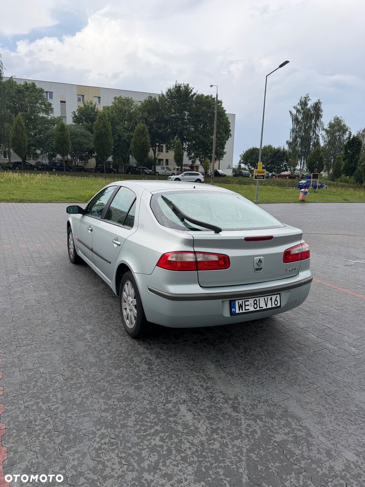 Renault Laguna - 4