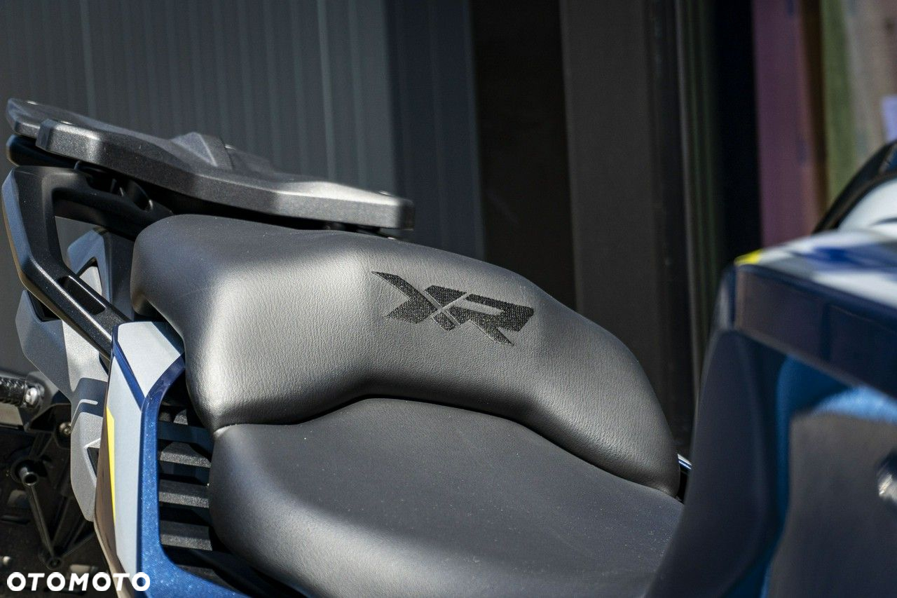 BMW XR - 10