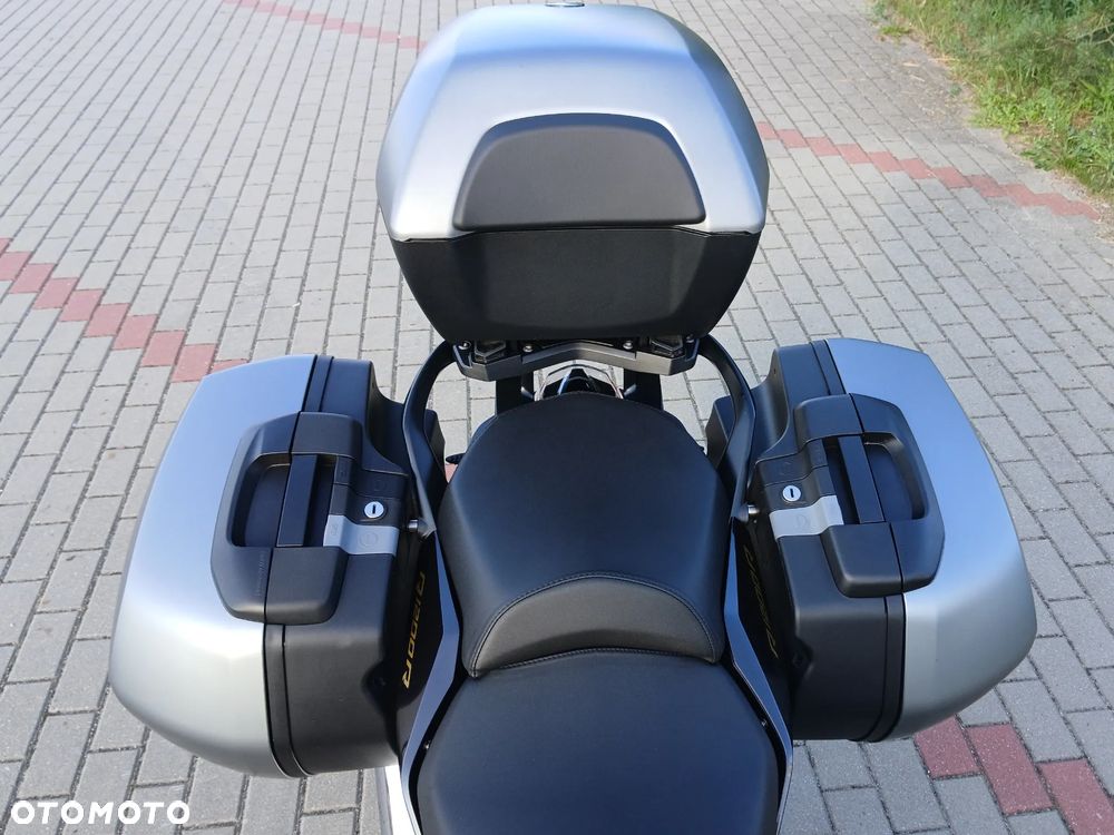 BMW R - 17