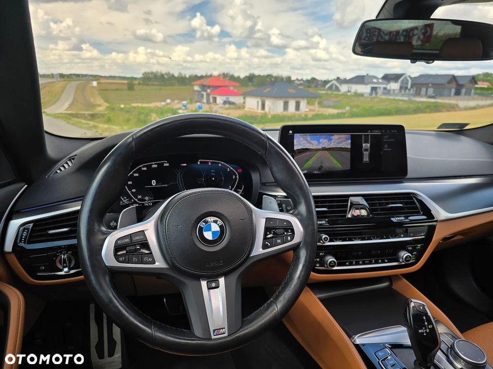 BMW Seria 5 530d xDrive mHEV M Sport sport - 21
