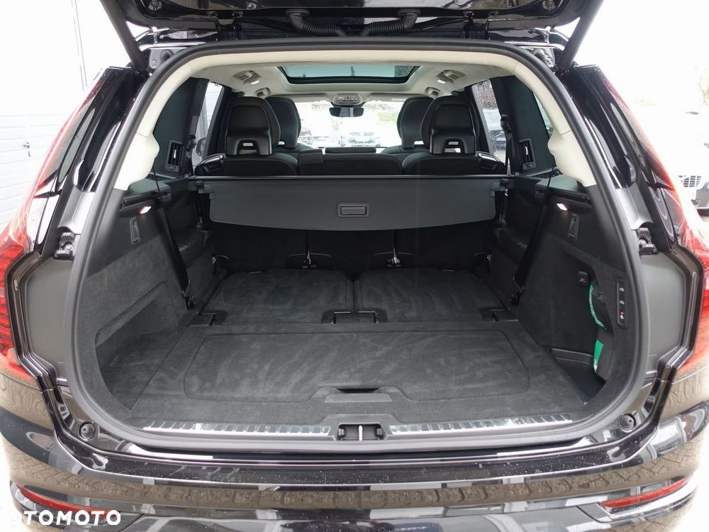 Volvo XC 90 T8 AWD Ultra Dark - 10