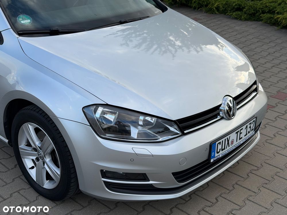 Volkswagen Golf 1.6 TDI DPF Highline - 11