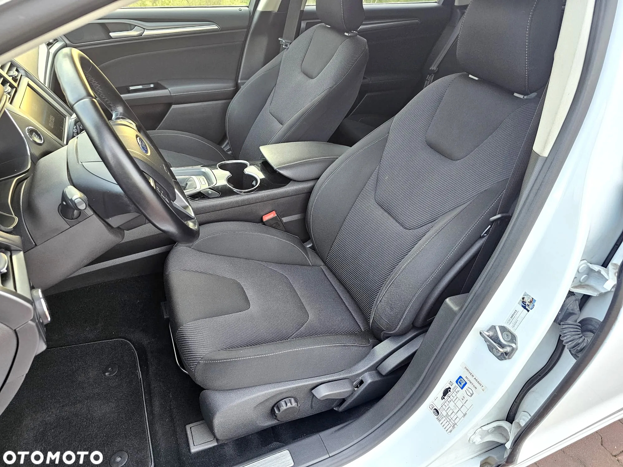 Ford Mondeo 2.0 TDCi Titanium - 19
