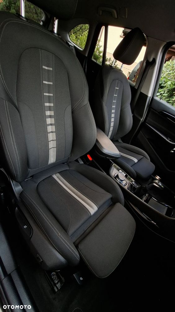 BMW X1 xDrive18d xLine - 23