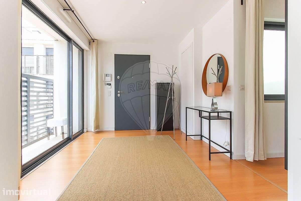 Apartamento T2 para arrendamento - Grande imagem: 2/18