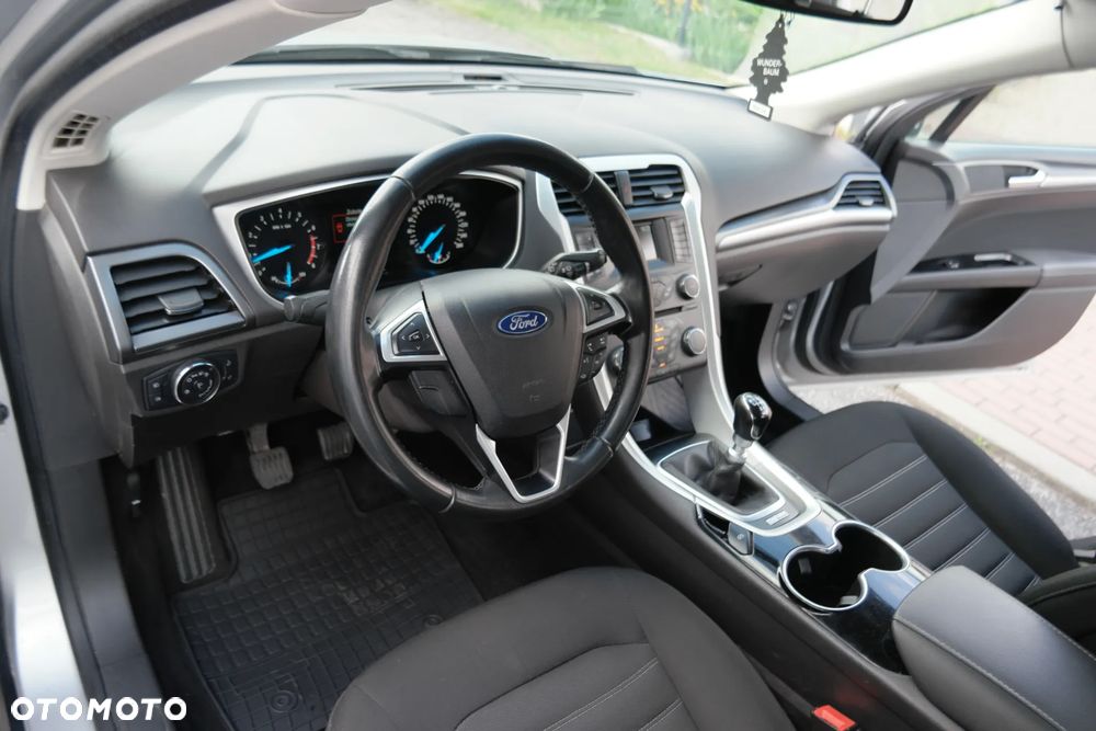 Ford Mondeo - 19