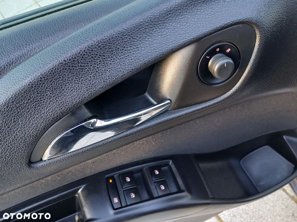 Opel Meriva - 17