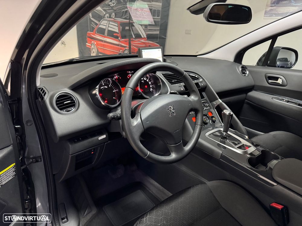 Peugeot 3008 1.6 e-HDi Allure 2-Tronic J18 - 16