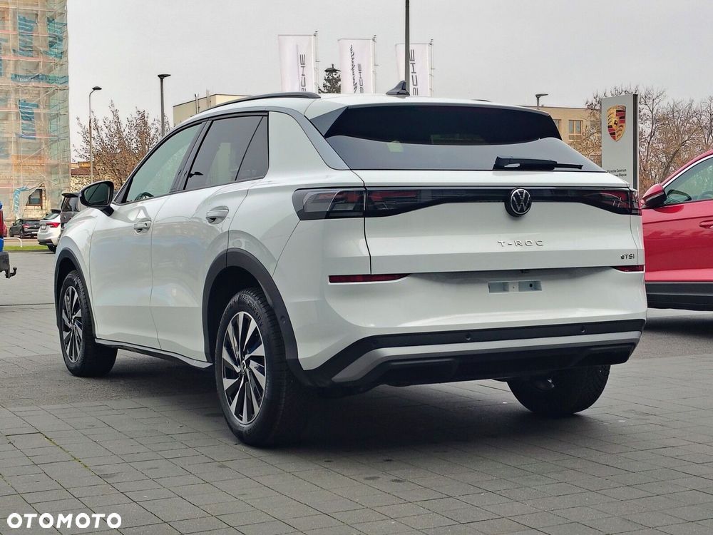 Volkswagen T-Roc - 5