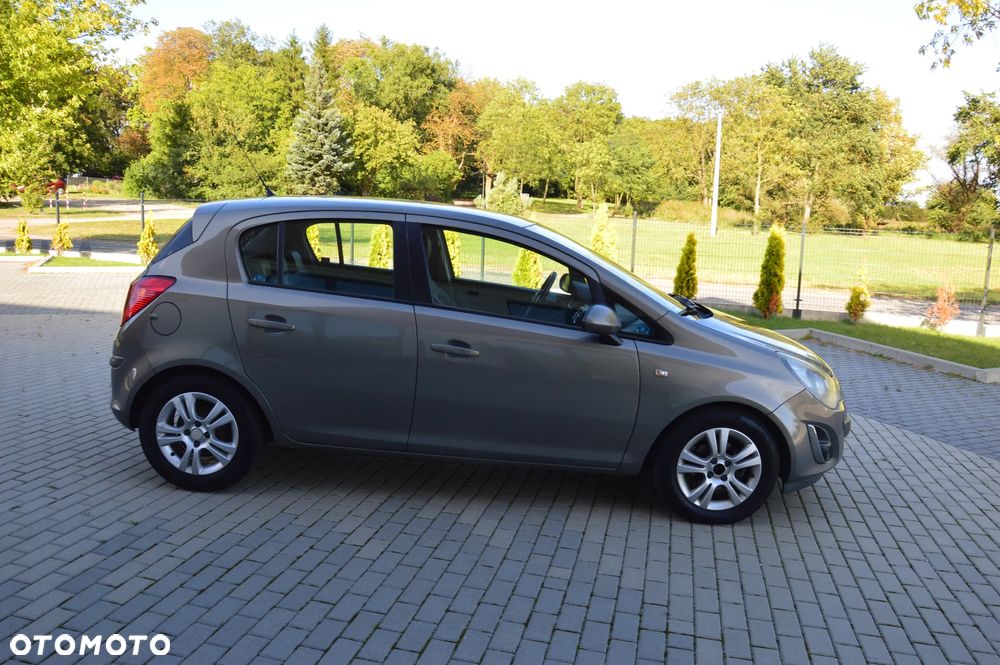 Opel Corsa - 8