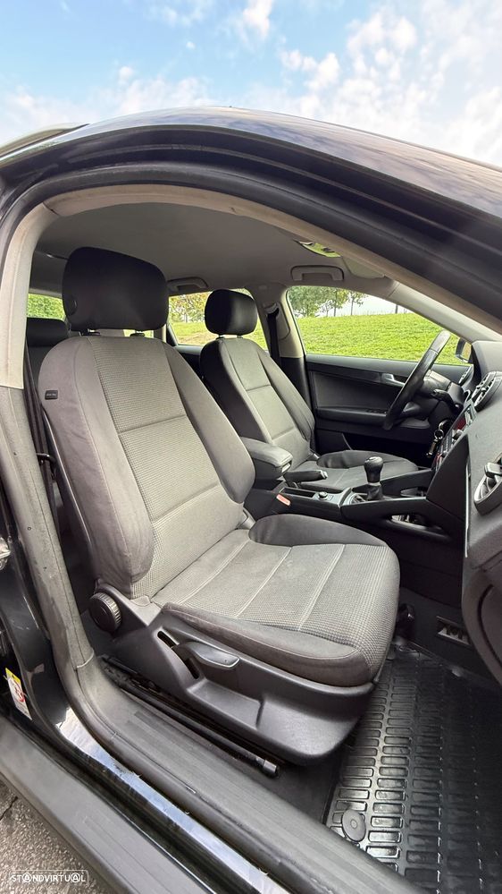 Audi A3 Sportback 1.9 TDi Ambiente - 10