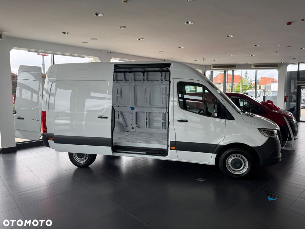 Mercedes-Benz Sprinter 315 Furgon Standard (L2H2) - 12
