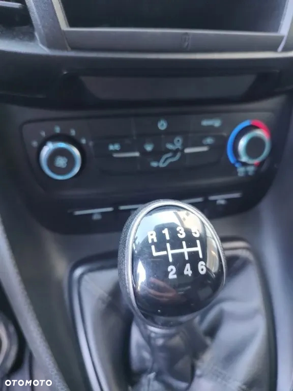 Ford Transit Connect L2 - 9
