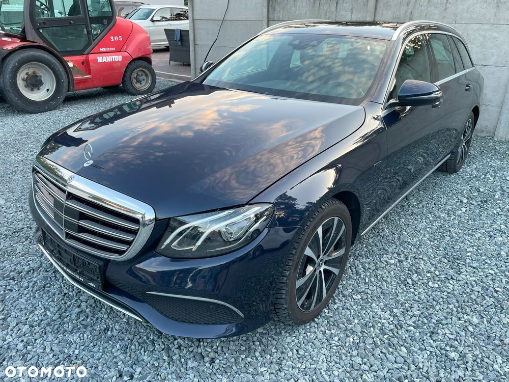 Mercedes-Benz Klasa E - 2