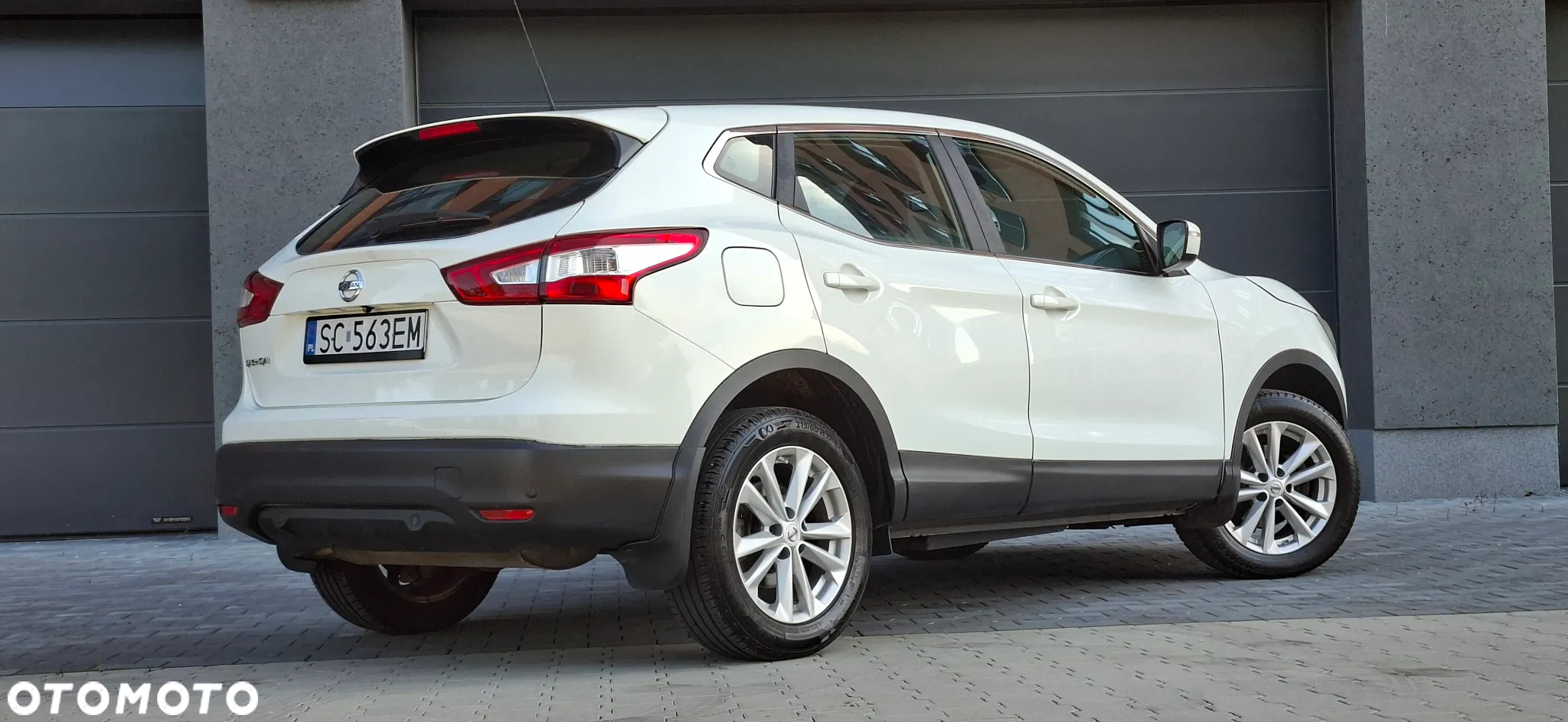Nissan Qashqai 1.2 DIG-T N-Connecta - 12