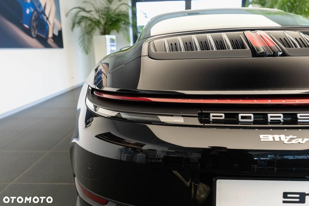 Porsche 911 Targa 4S - 35