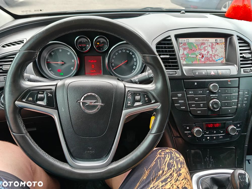 Opel Insignia 2.0 CDTI - 6