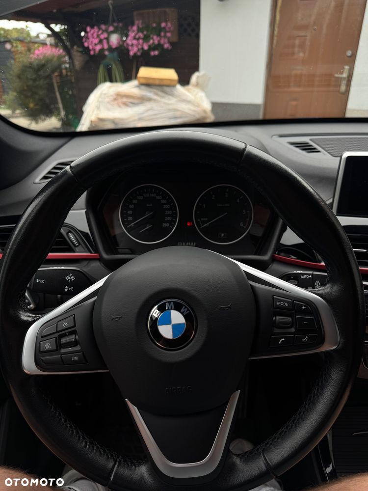 BMW X1 sDrive18d Advantage sport - 13