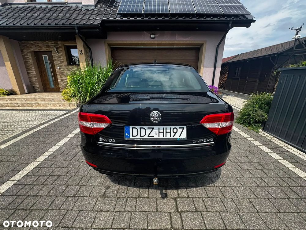 Skoda Superb 2.0 TDI 4x4 Elegance DSG - 3
