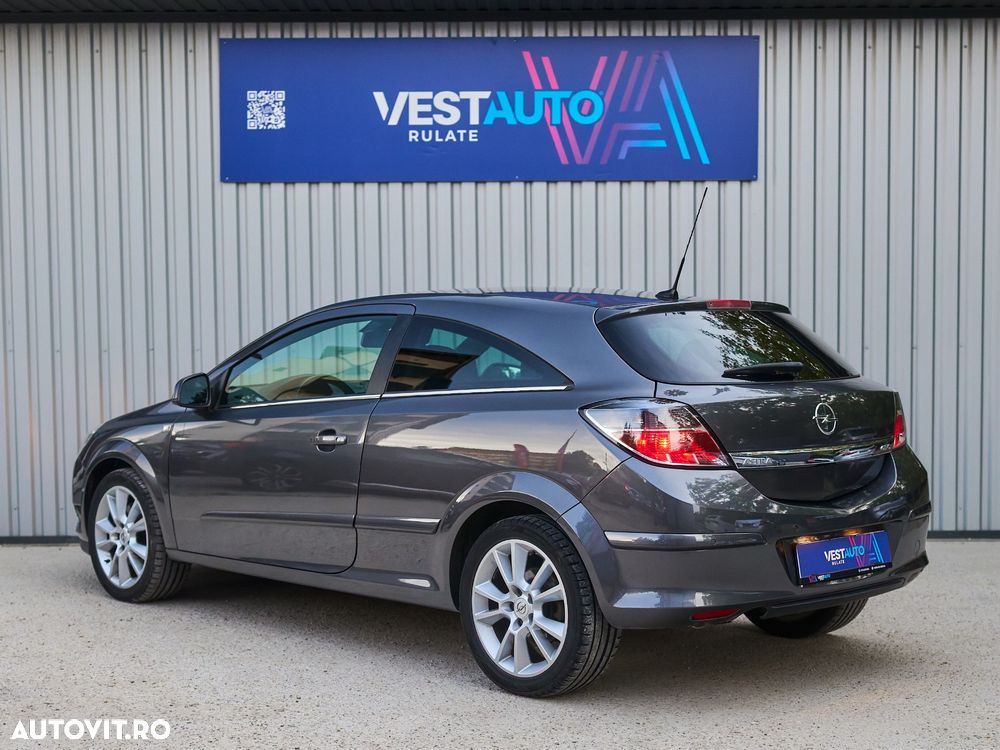 Opel Astra 1.9 CDTI DPF Cosmo - 4