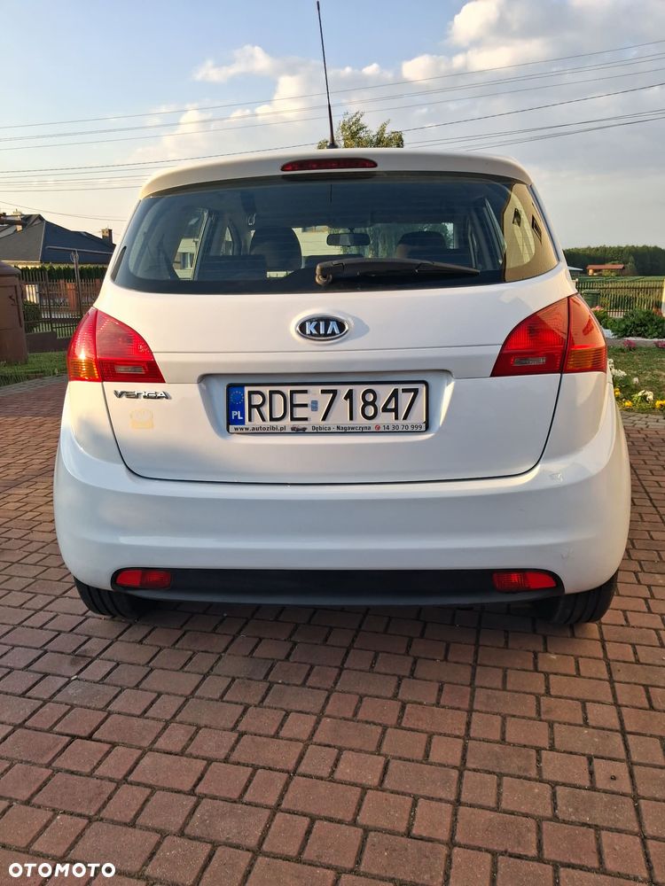Kia Venga 1.4 S - 6