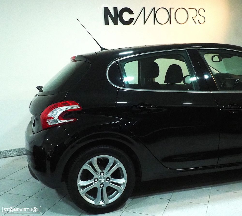 Peugeot 208 82 VTI Allure - 5