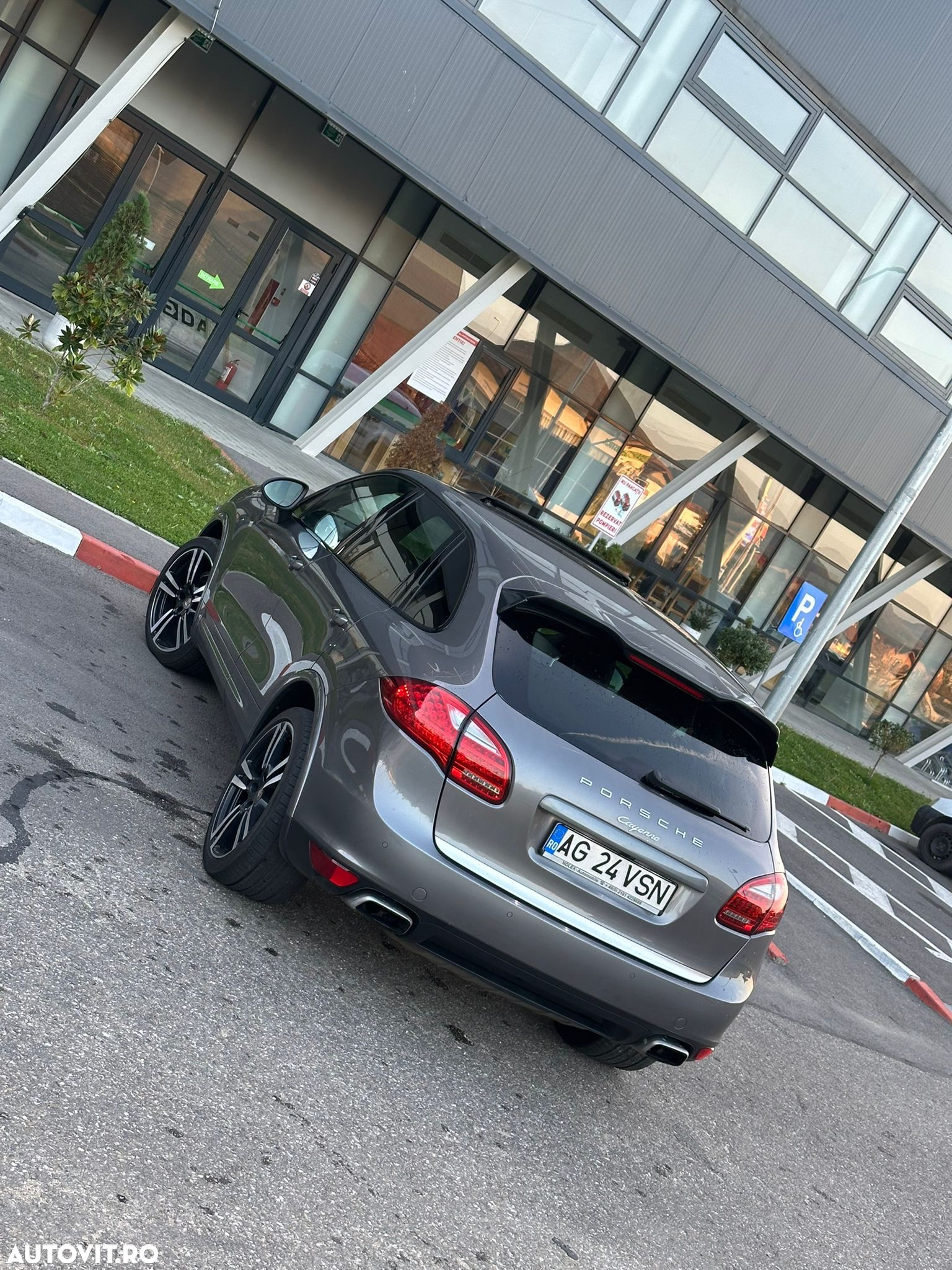 Porsche Cayenne 3.0TD TipTronic - 6