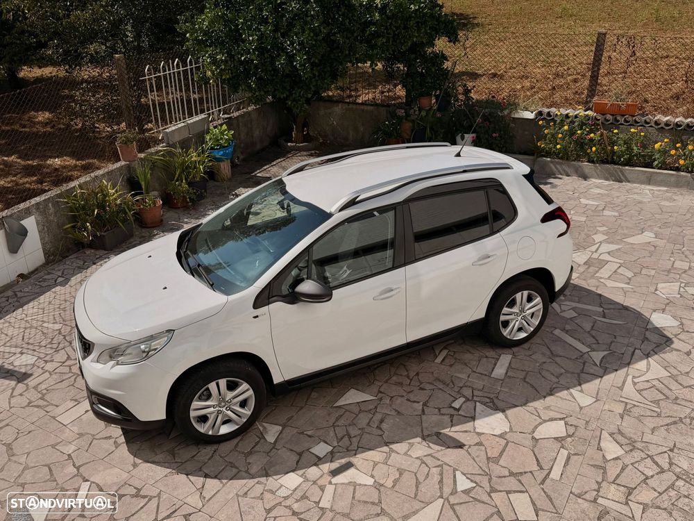 Peugeot 2008 1.2 PureTech Style - 17