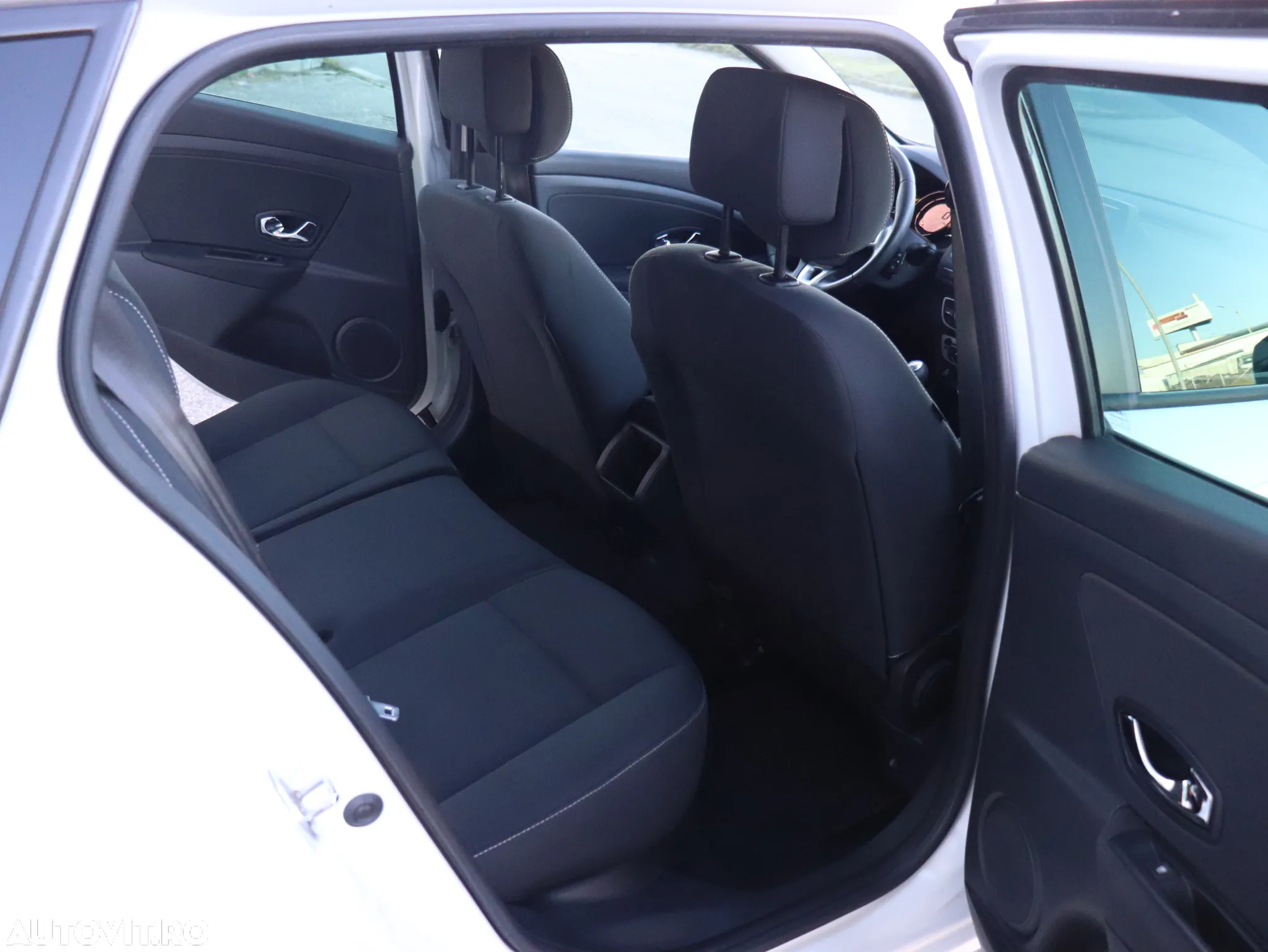 Renault Megane dCi 110 FAP LIMITED - 13