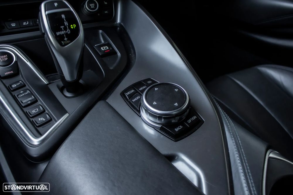 BMW i8 Standard - 22