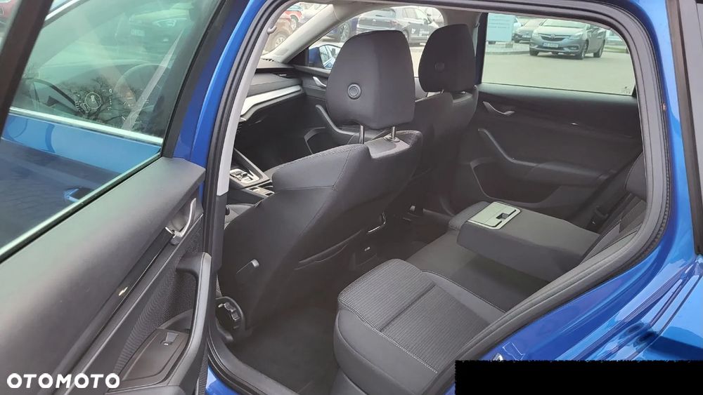 Skoda Octavia 1.5 TSI mHEV Selection DSG - 8