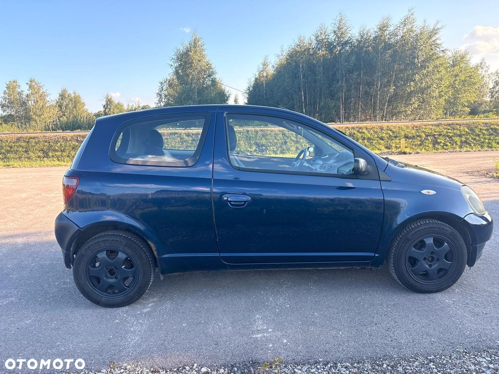 Toyota Yaris - 7