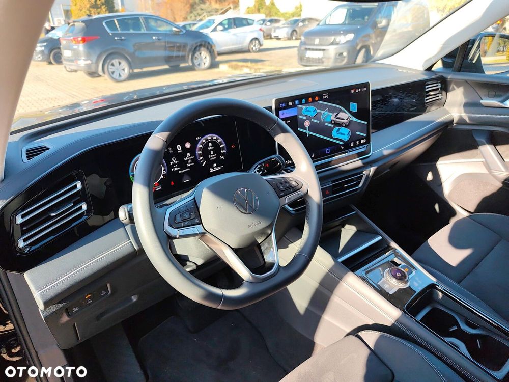 Volkswagen Tiguan - 9