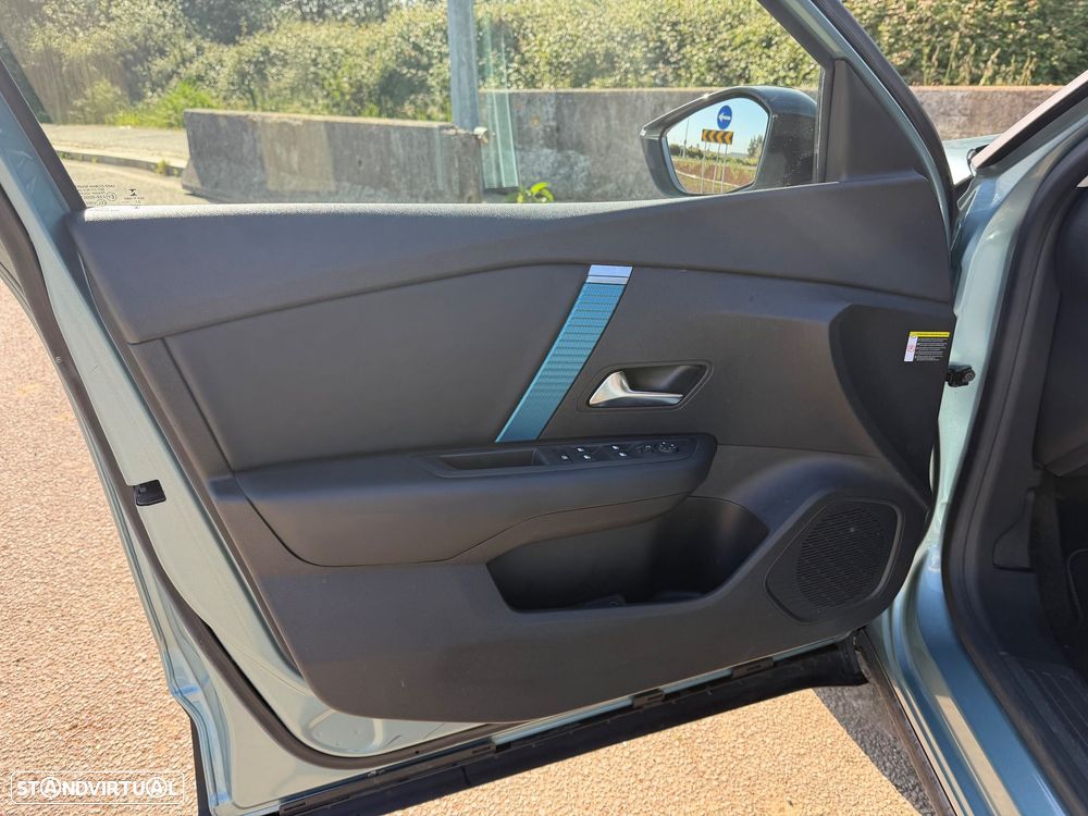Citroën e-C4 50 kWh Feel Pack - 28