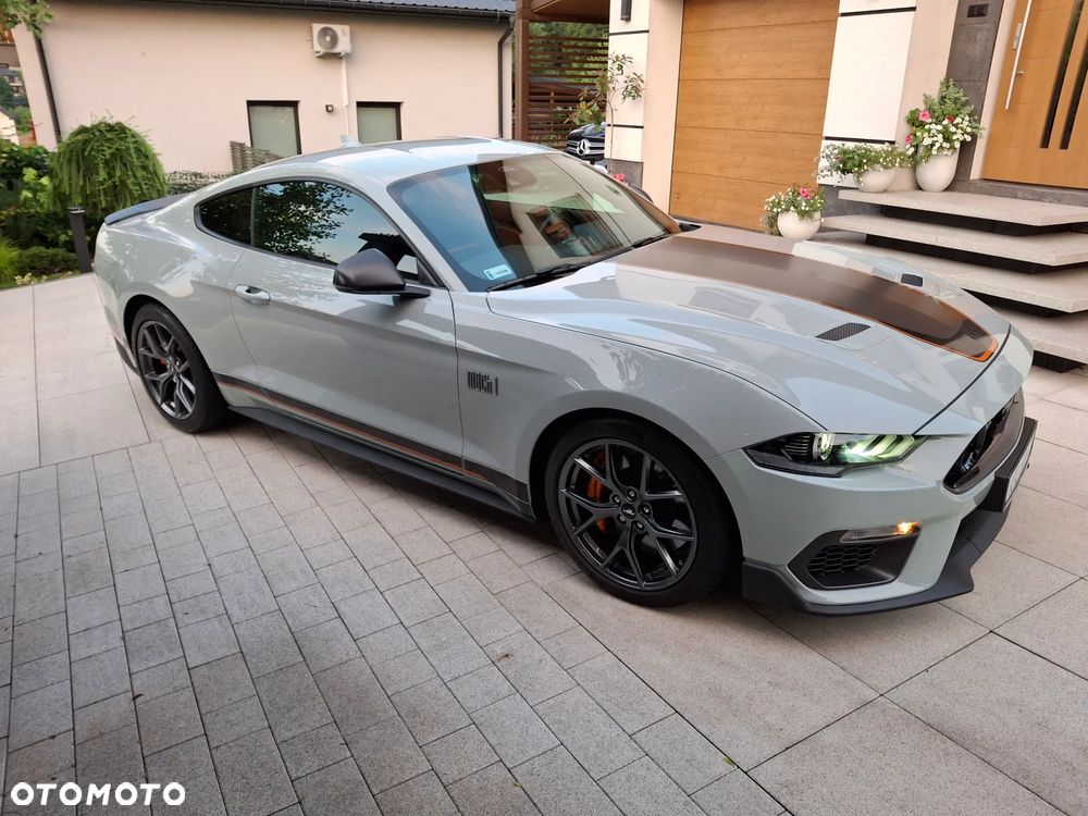 Ford Mustang - 5