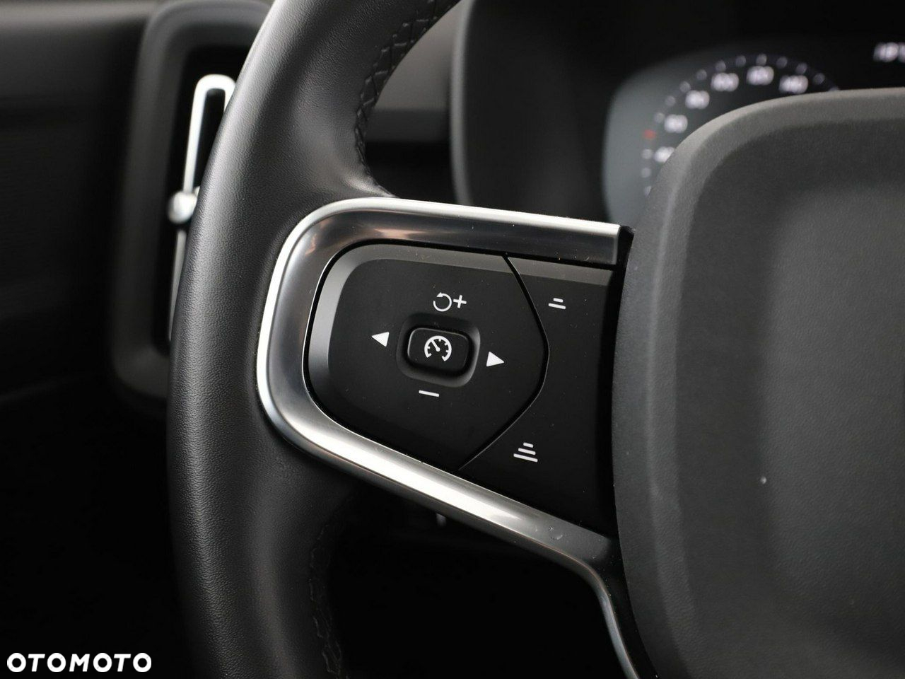 Volvo XC 40 T2 Momentum Core - 30