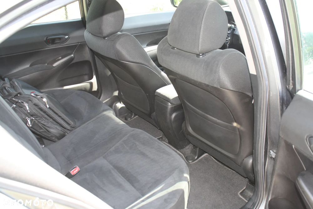 Honda Civic 1.8 Executive i-SHIFT - 15