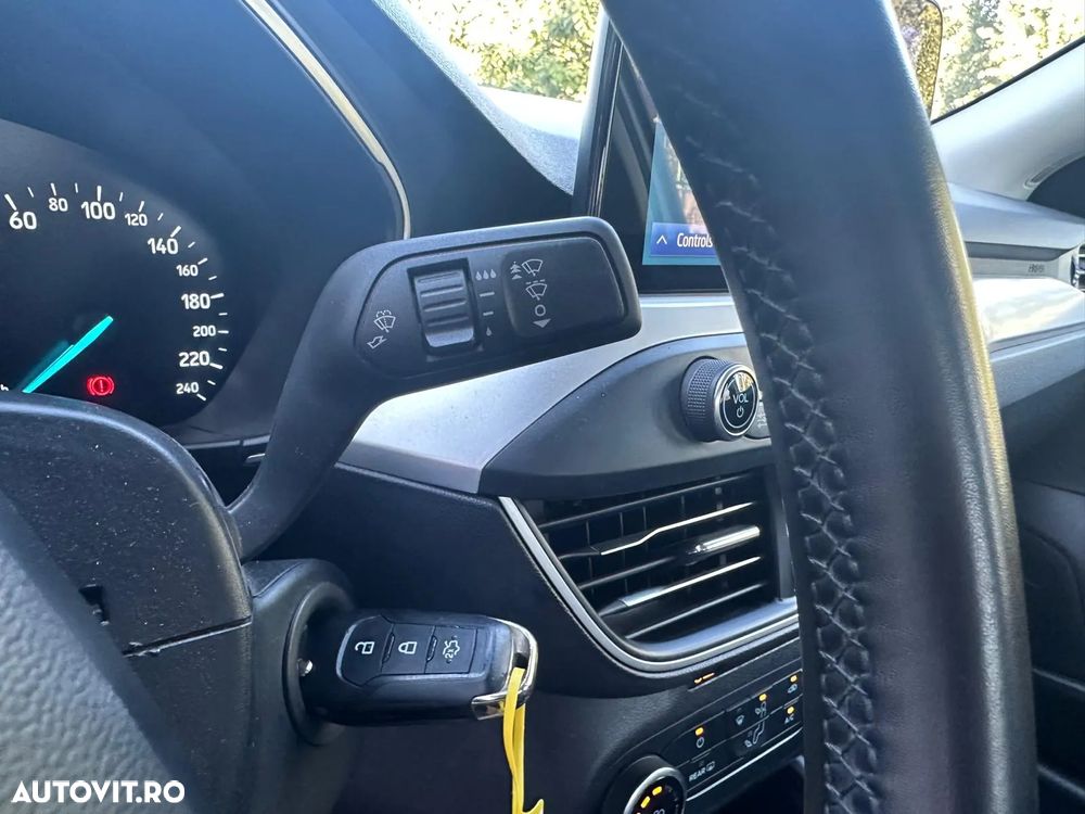 Ford Focus 1.0 EcoBoost Connected - 19