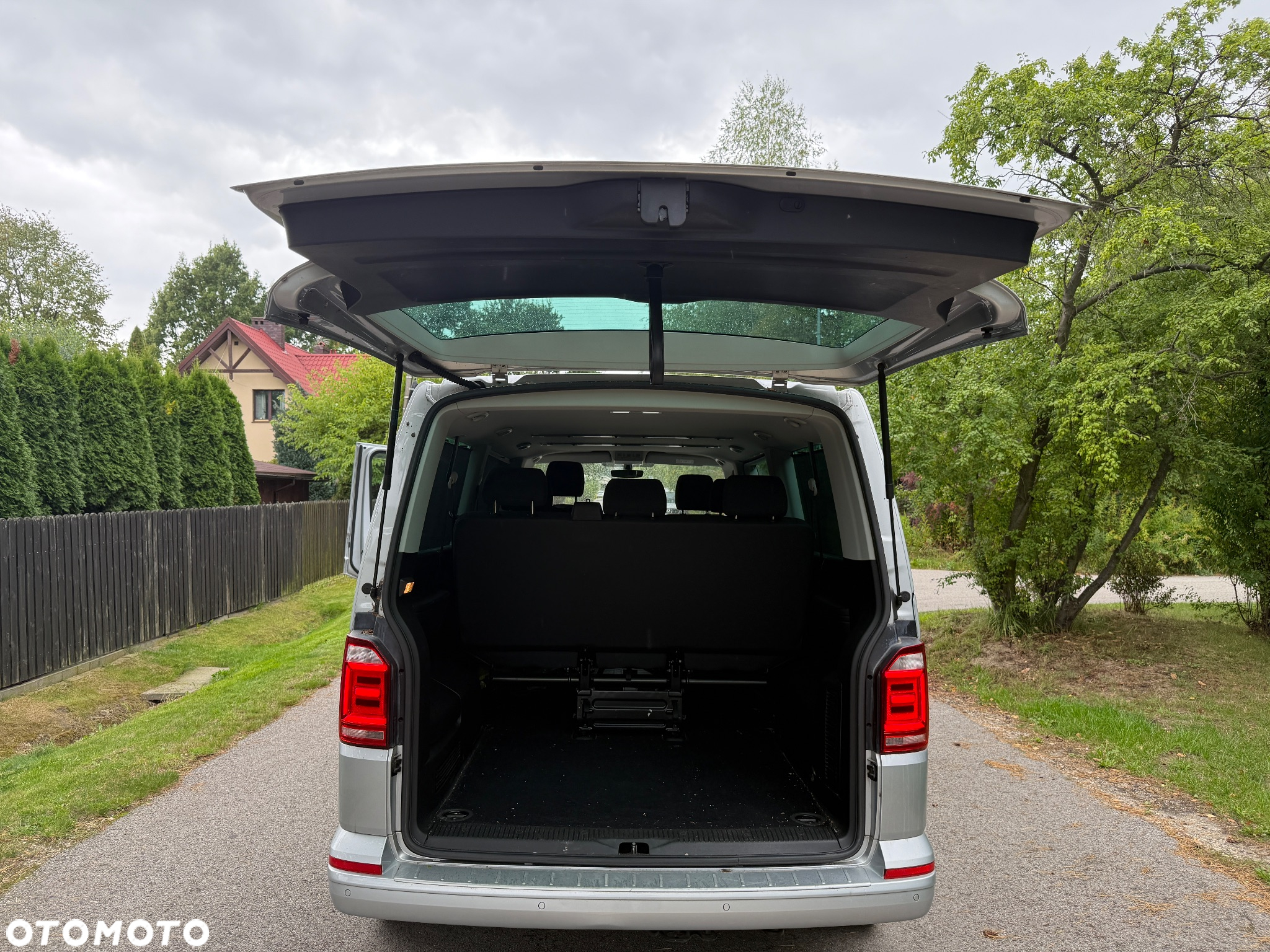 Volkswagen Caravelle 2.0 TDI L2 Highline DSG - 9