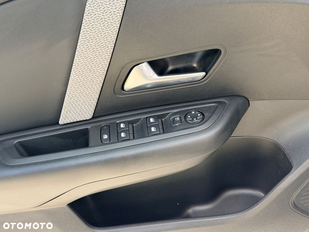 Citroën C4 1.5 BlueHDi Shine S&S EAT8 - 16