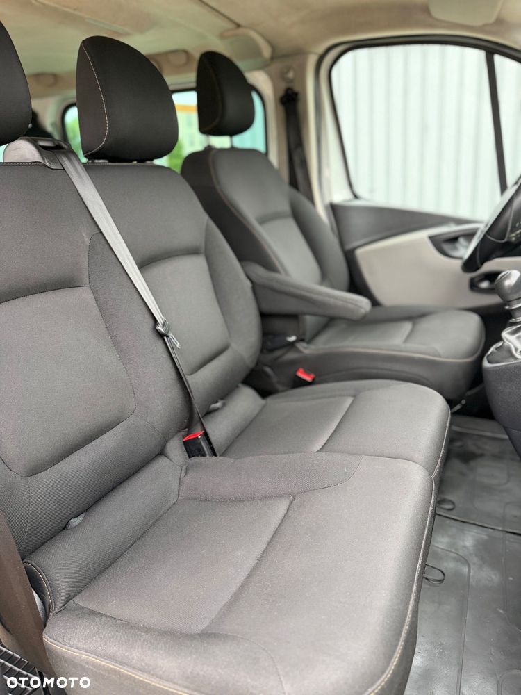 Renault Trafic Grand 1.6 dCi - 15