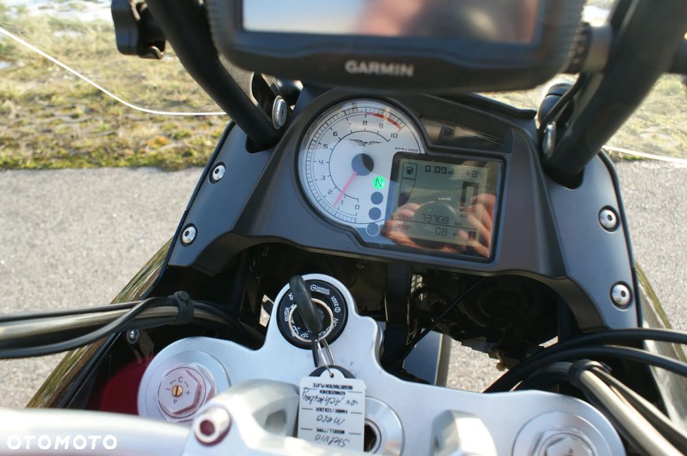 Moto Guzzi Stelvio - 15