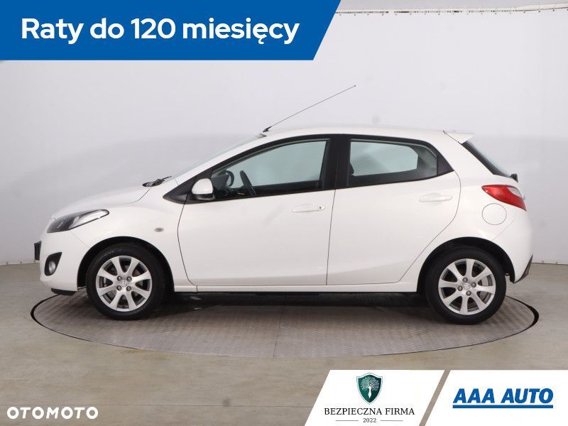 Mazda 2 - 4